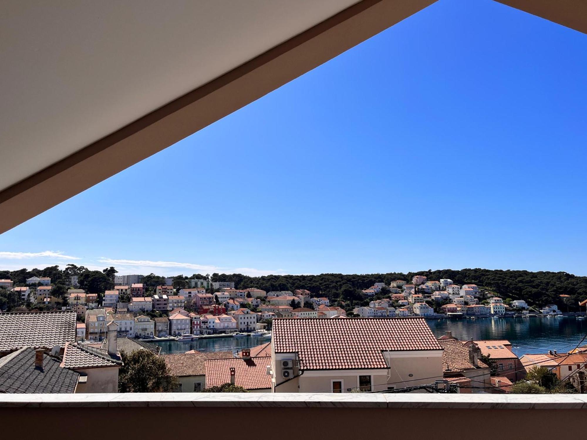 Apartment Oscar Mali Losinj Exterior photo